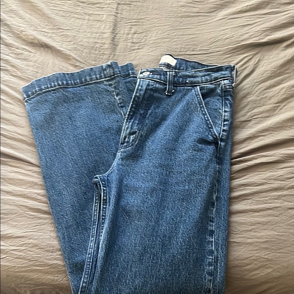 A&F 90s Relaxed Jean (27)